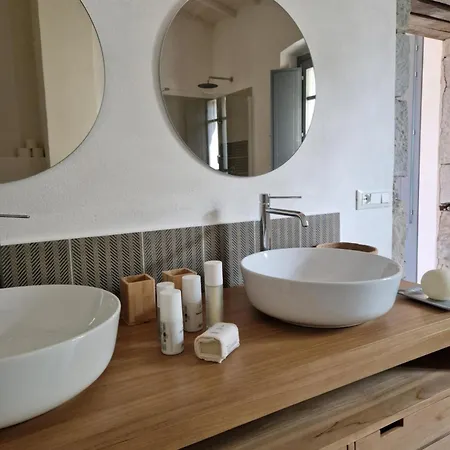 Casa S'urtzula بيت ضيافة 3*